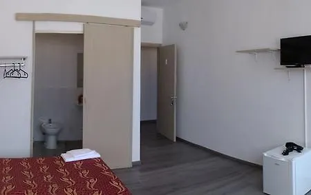 La Maison Corso Roma Guest house *